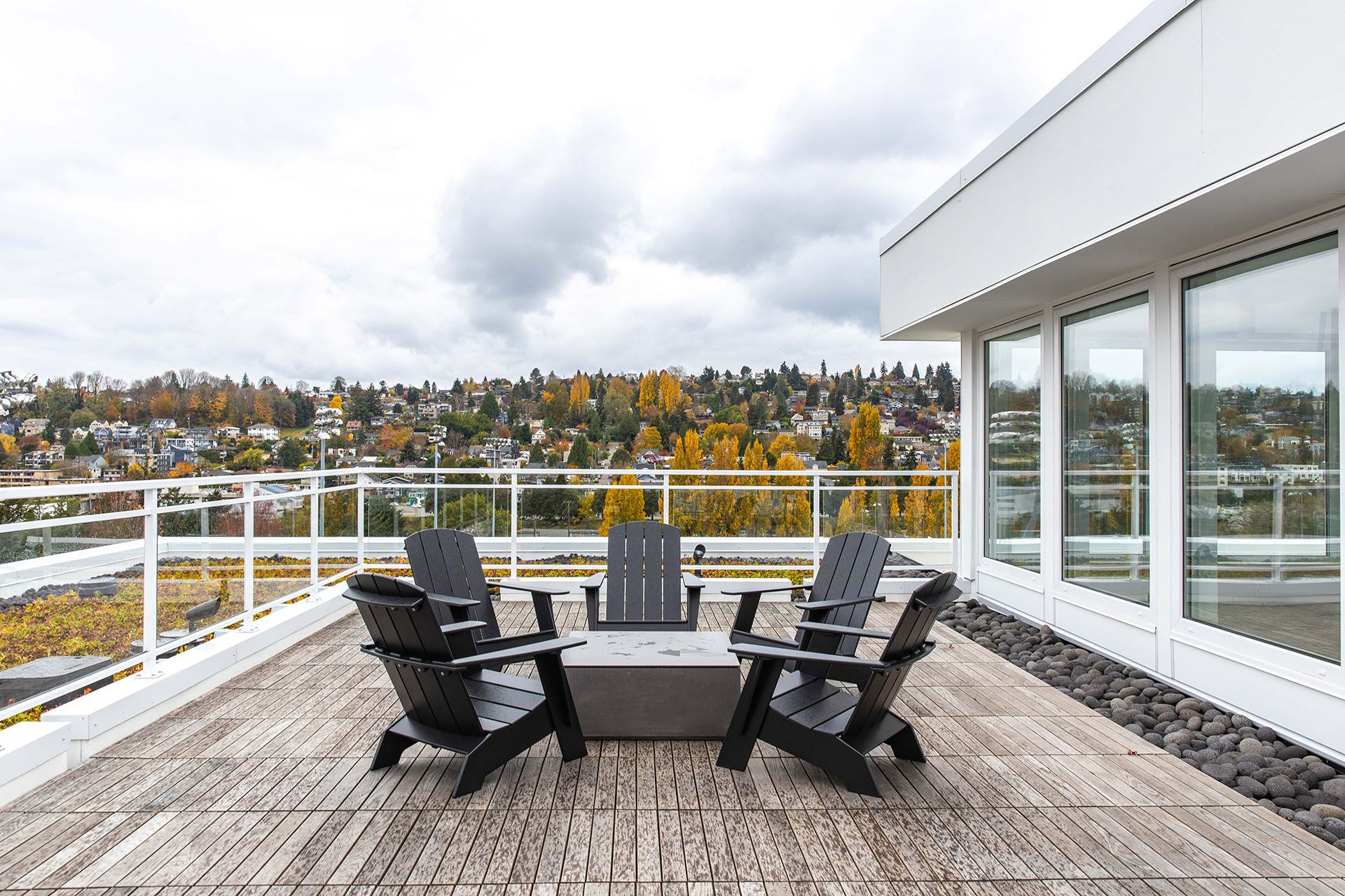 Ivy at Interbay — image 4
